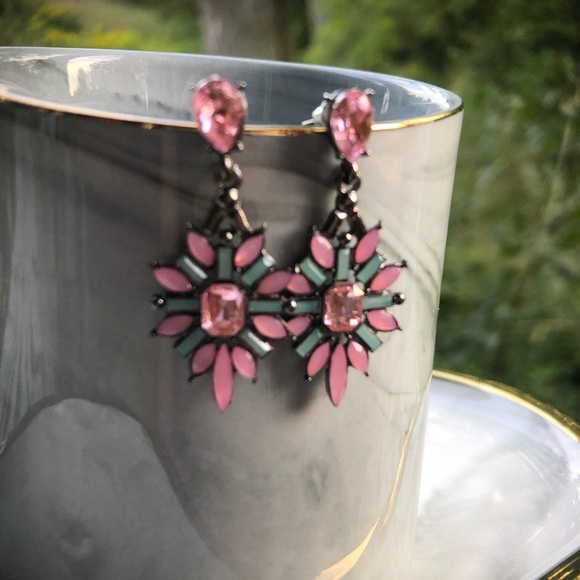 Gifted🌿Fashion Jewelry - Picture 2 of 4